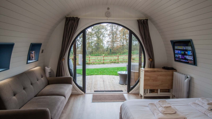 Family Glamping Pod Sleeps 4 High Oaks Grange